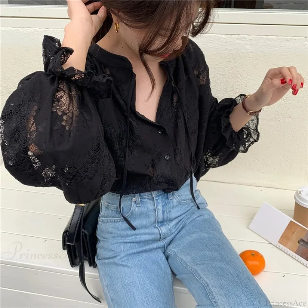 Carved Lantern Long Sleeve Lace Blouse Blusas
