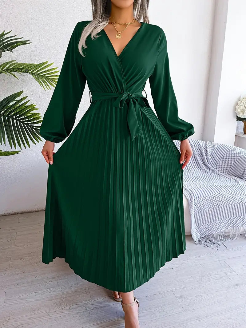 Verónica Effortless Pleated Midi Dress Chic Silhouette Collection