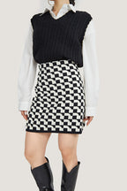 Cable Knit Contrast Strip Trimmed Sweater Vest