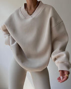 Monterra - V-Neck Oversized Sweatshirt