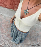 Deep V-Neck Stylish White Seam Top