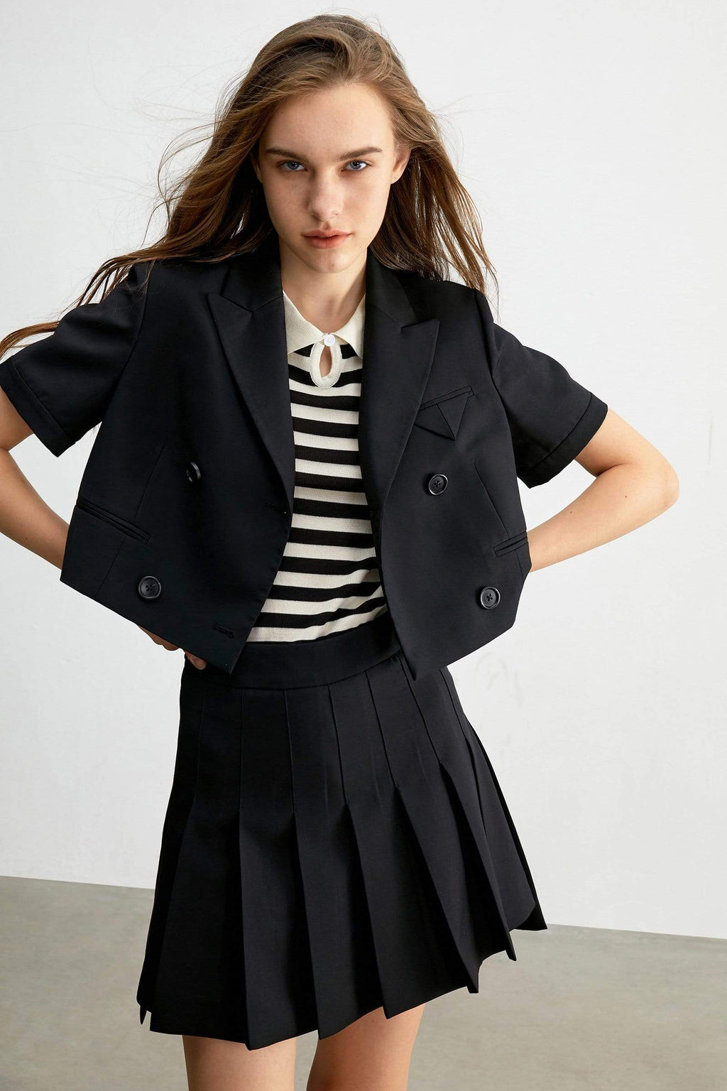 Charlize Black Pleated Skirt