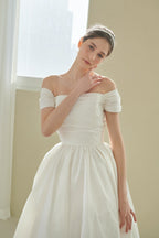 Elegant Vintage Off Shoulder Wedding Dress