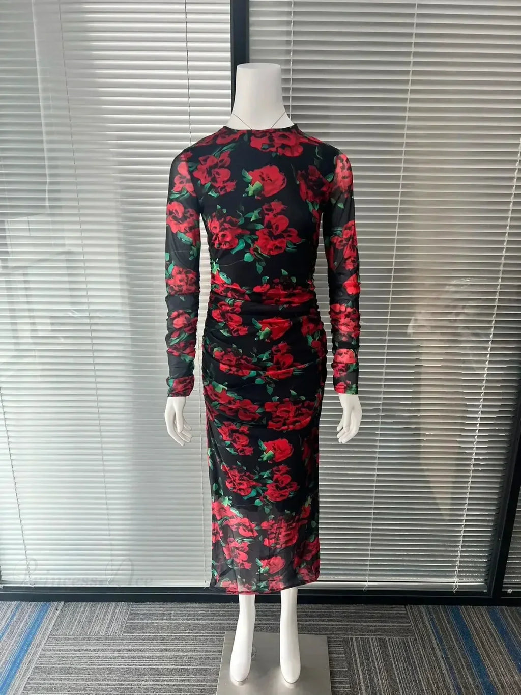 Elegant Long Sleeve Silk Flower Lace Up Red Party Dress