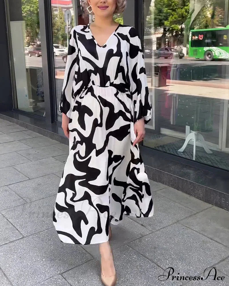 Elegant Long-Sleeved Dress with Fashion Print
