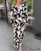 Elegant Long-Sleeved Dress with Fashion Print