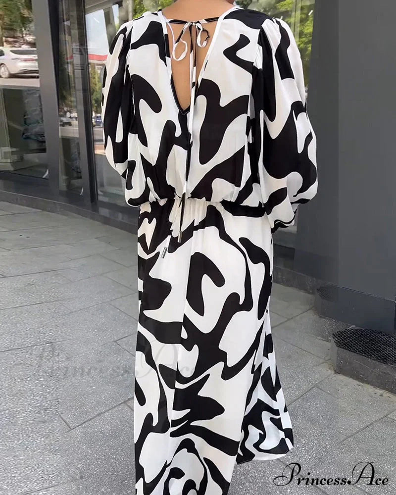 Elegant Long-Sleeved Dress with Fashion Print