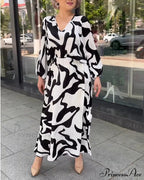Elegant Long-Sleeved Dress with Fashion Print