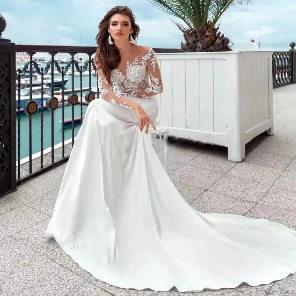 Elegant Strapless Evening Gown Wedding Dress