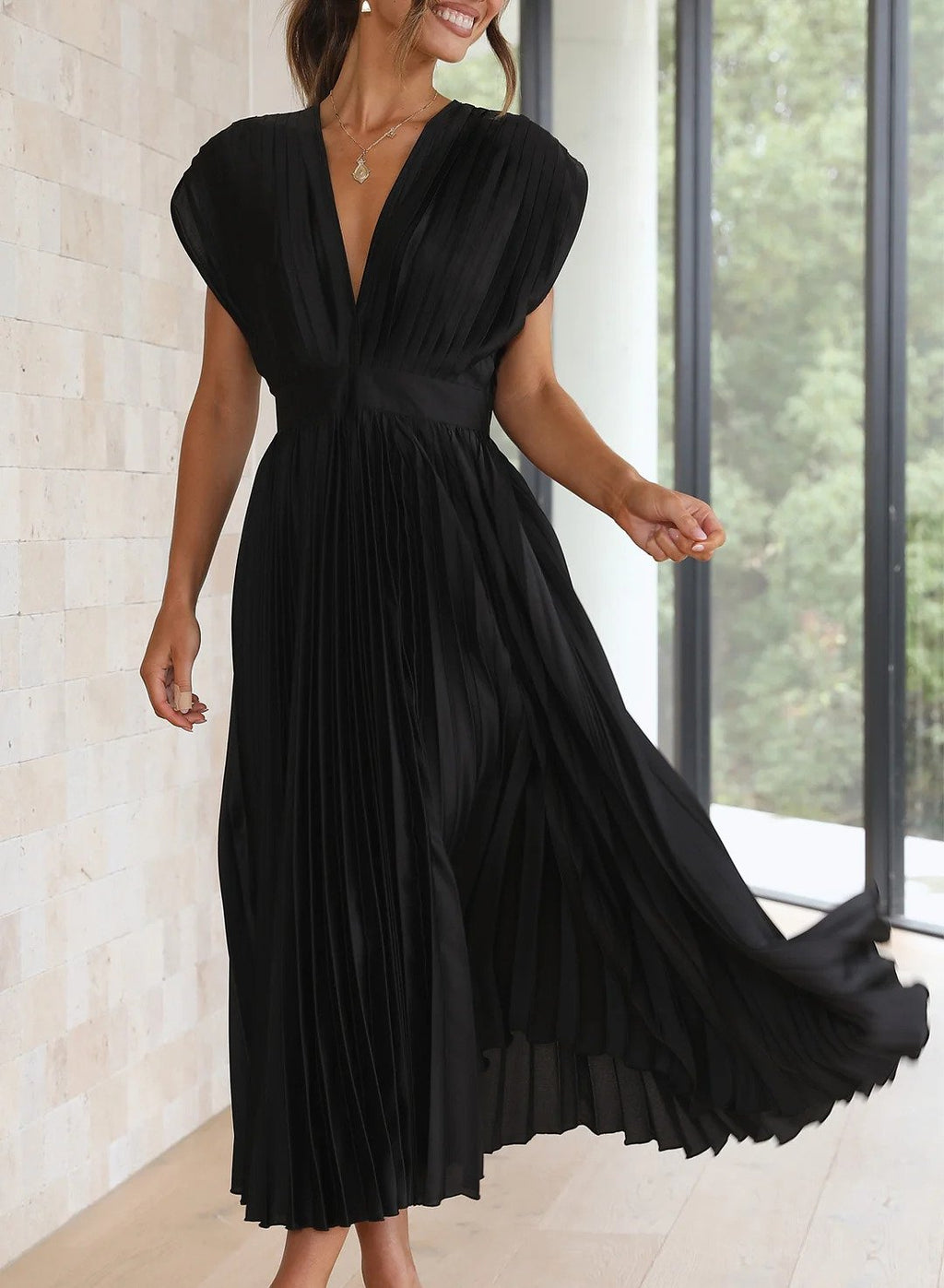 Nélida Chic Long Dress for Women Silhouette Collection