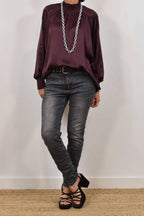 SATIN BLOUSE WITH EGGPLANT COLLAR