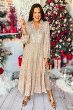 Elegant long dress with sequins