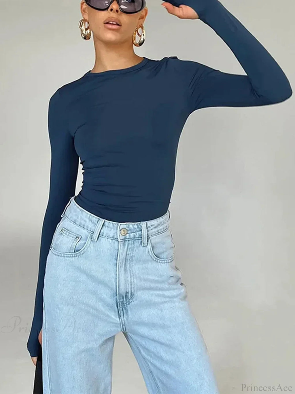 Fashion Crew Neck Slim Fit Long Sleeve Knit Top with Thumb Holes
