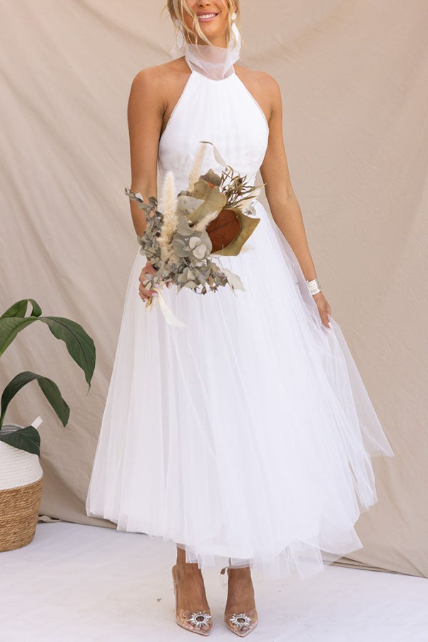 Gwendolen Minimalist Chic Women's Dress Silhouette Collection