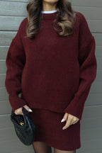 Knitted skirt suit