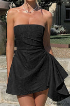 Fitted Strapless Chic Party Dress