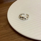 Gender-neutral Vintage Wings Skeleton Gothic Ring
