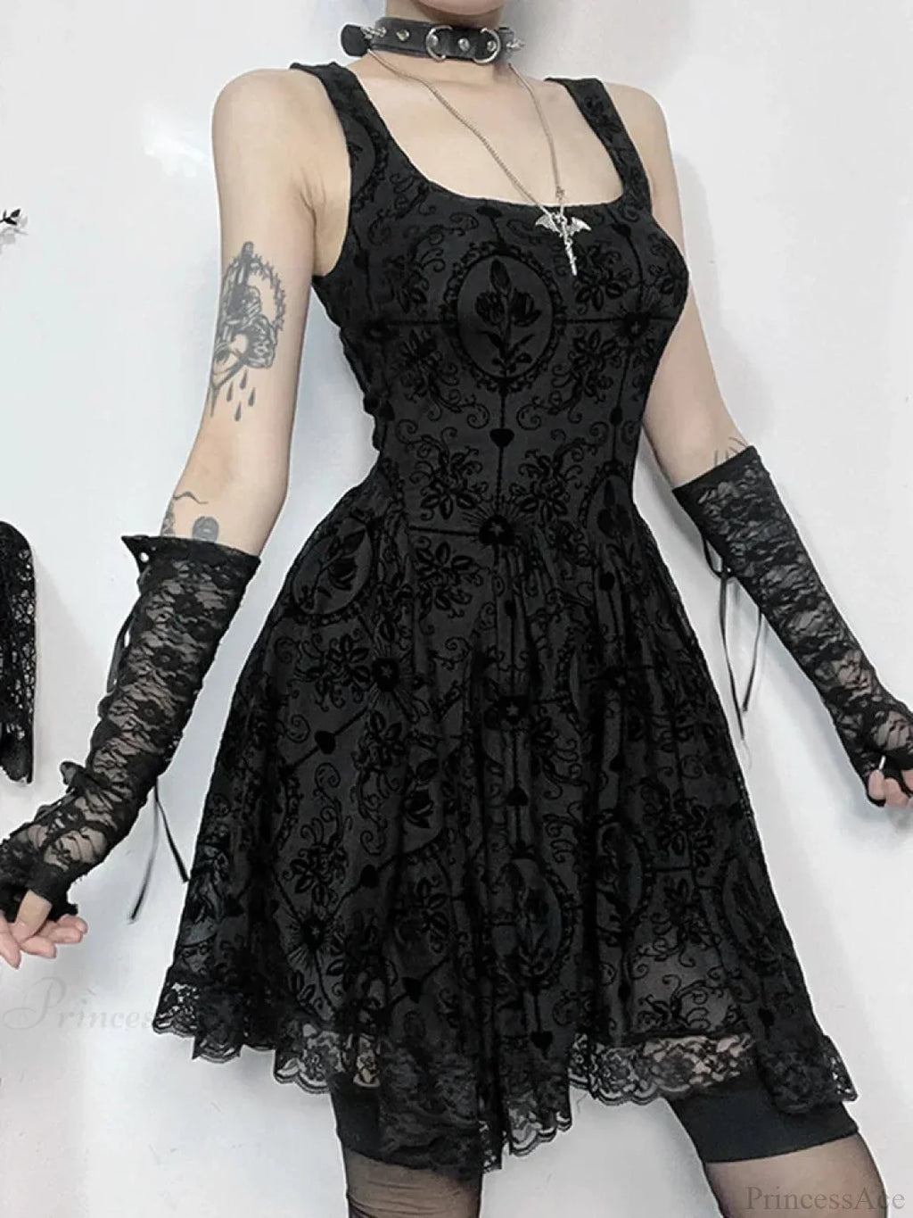 Gloomy Cravat Lace Hem Tiny Dress