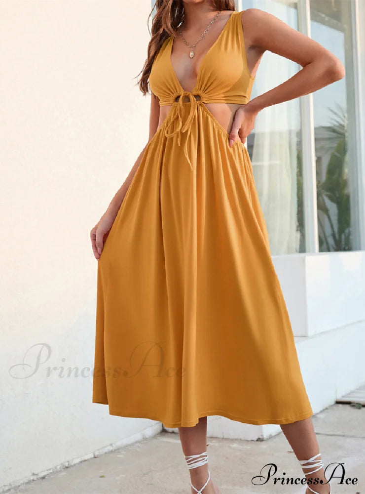 Green Halter-neck Backless Maxi Dress with Waisted Detail