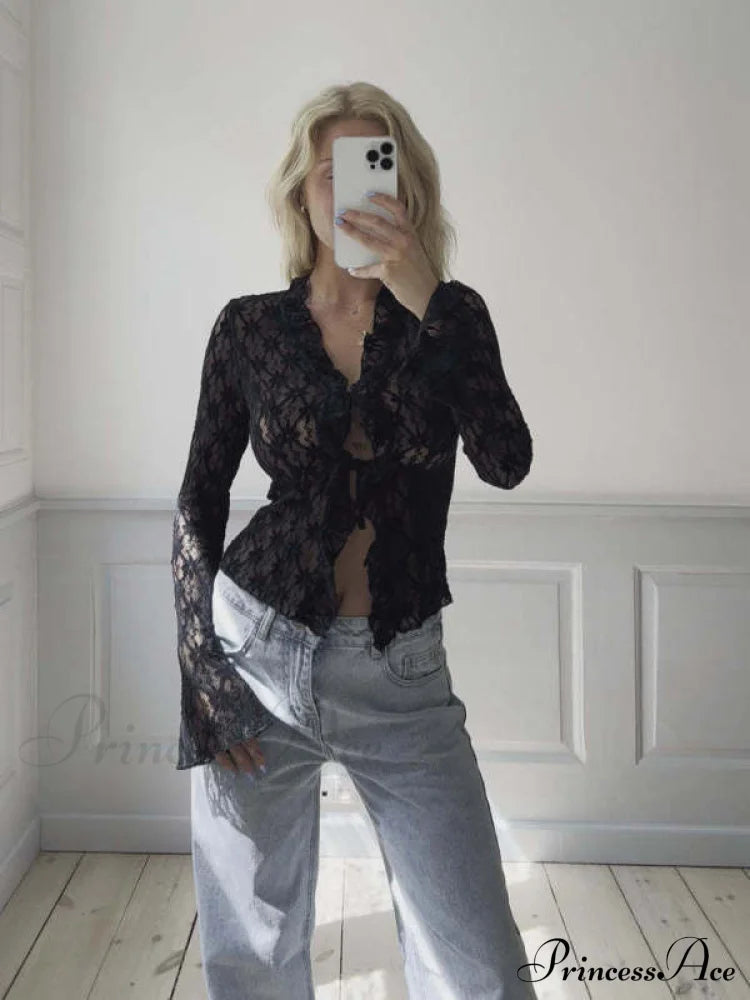 Hollow Fashionable See-Through Mesh Long-Sleeved Women's Lace Top/Cardigan/Blouse
