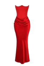 Virginia Boutique Luxury Maxi Dress Chic Silhouette Collection