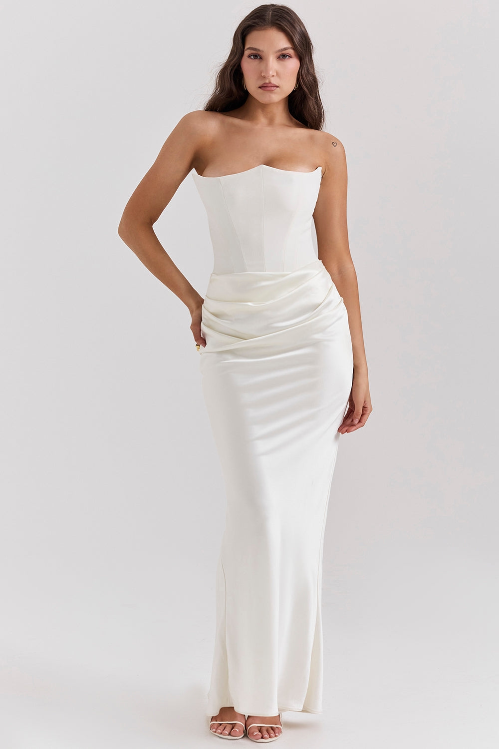 Rosario Aesthetic Luxury Maxi Dress Chic Silhouette Collection