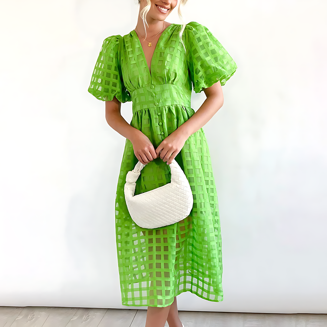 Brigitte Chic Spring Dress Silhouette Collection