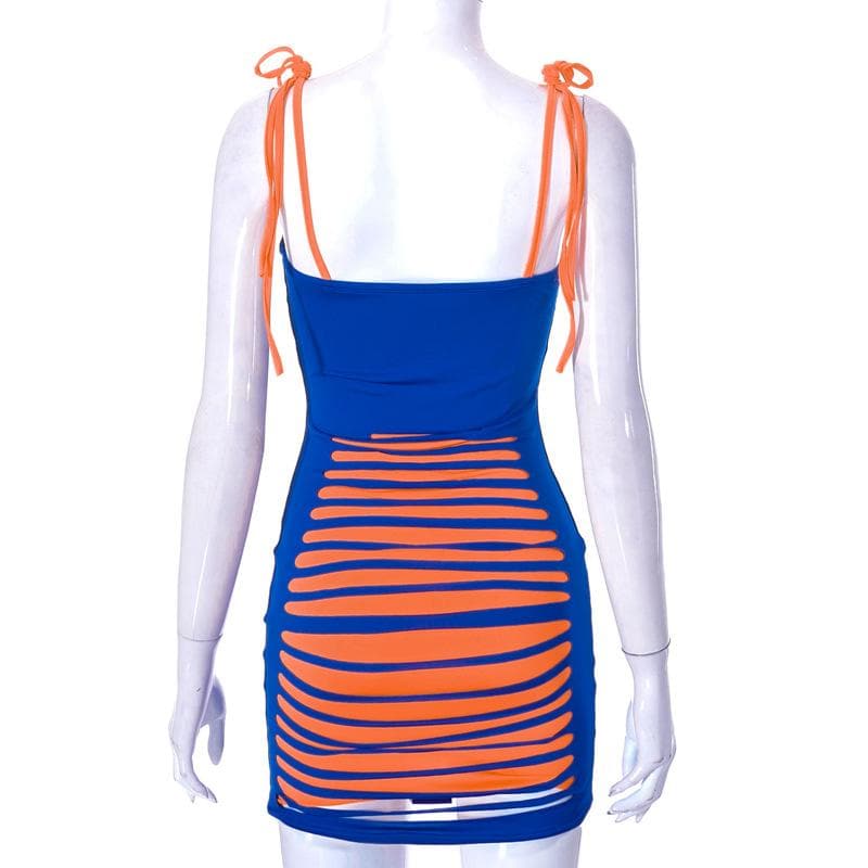 Contrast u neck self tie backless mini dress