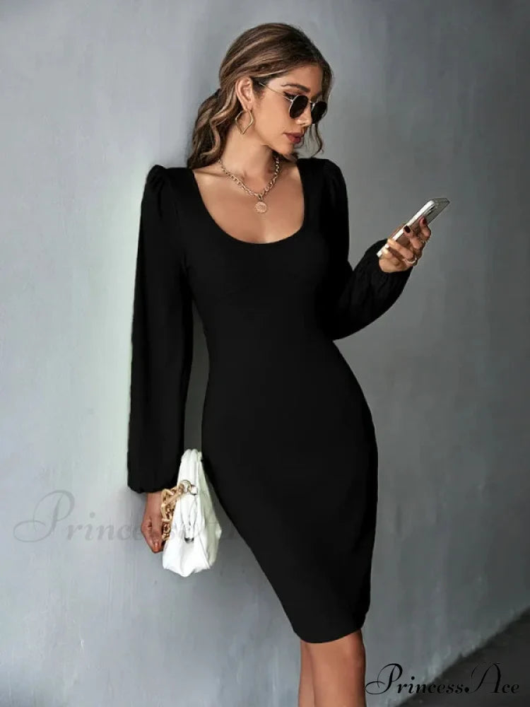 Knitted Backless Long-Sleeved Dress