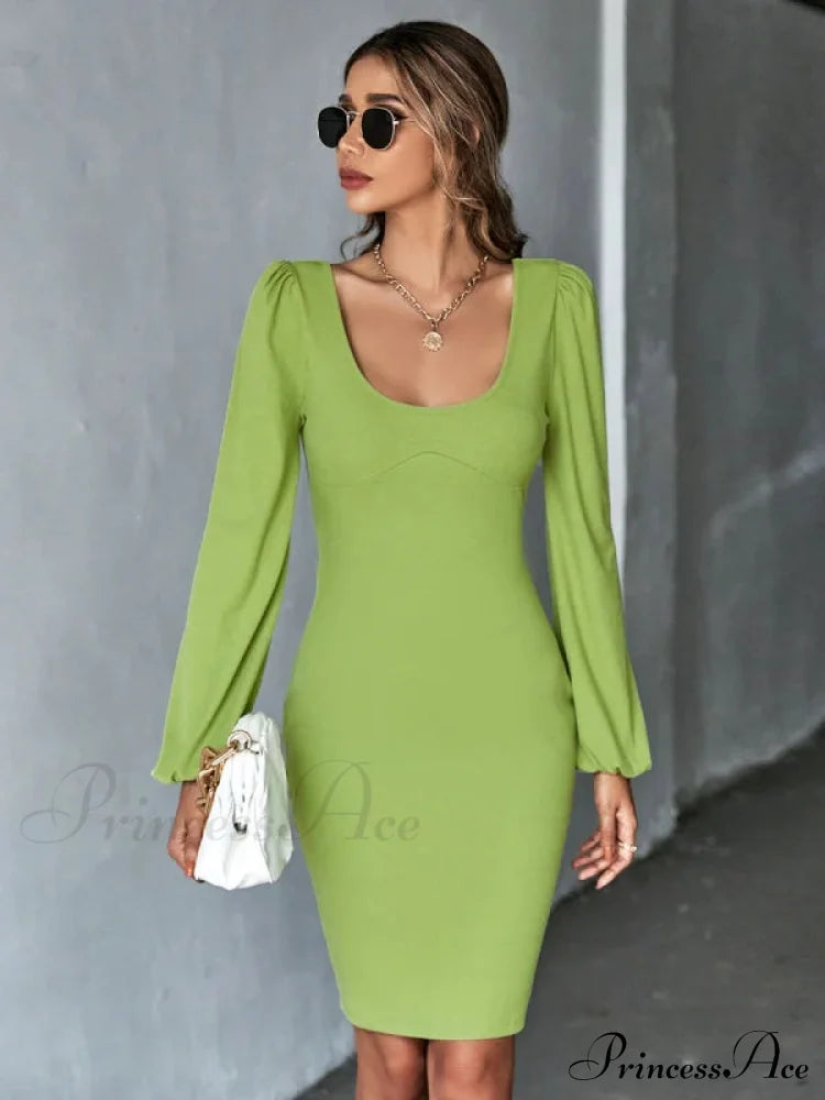 Knitted Backless Long-Sleeved Dress
