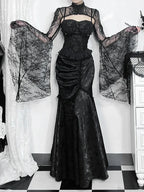 Lace Splicing Asymmetric Skirt