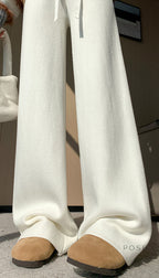 Avarie Cozy Wide-Leg Pants