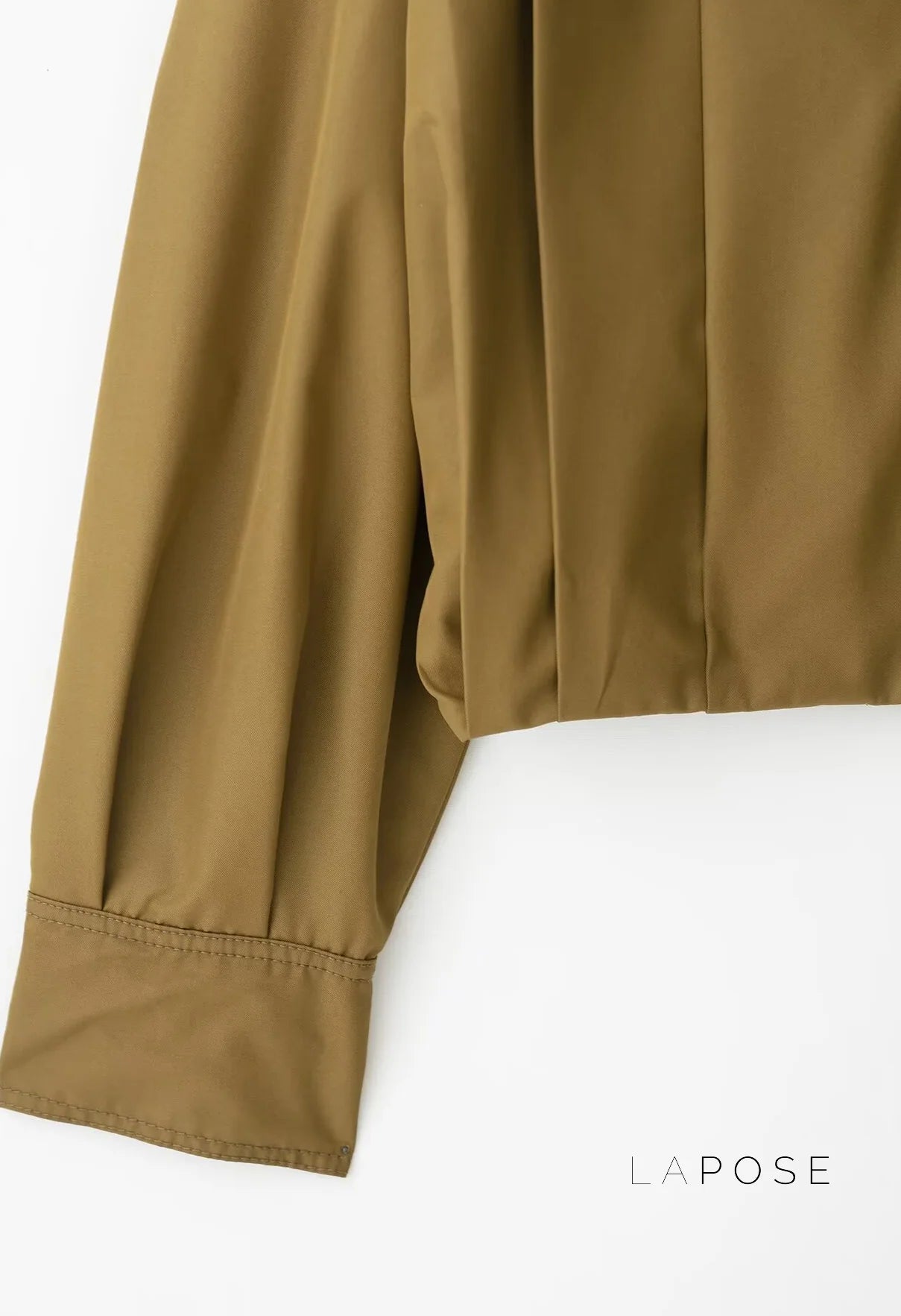 Cierra Pleated Cropped Windbreaker