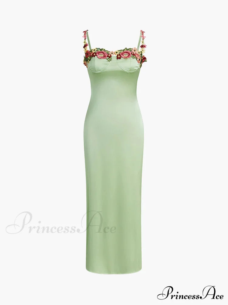 Magnetic Forces Flower Charming Embroidery Maxi Dress Black