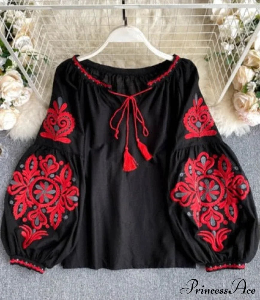 MARIA EMBROIDERED TOP