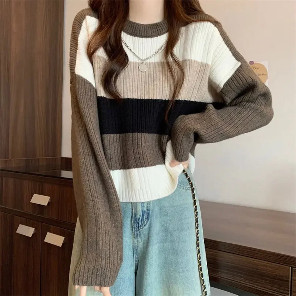Multi-Color Splicing Lazy Style Slimming Sweater