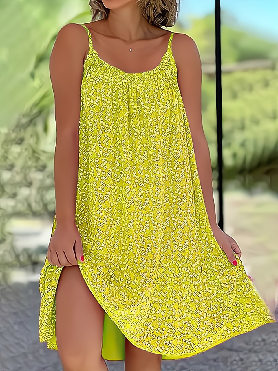 Priscila Effortless Mini Holder Dress Chic Silhouette Collection