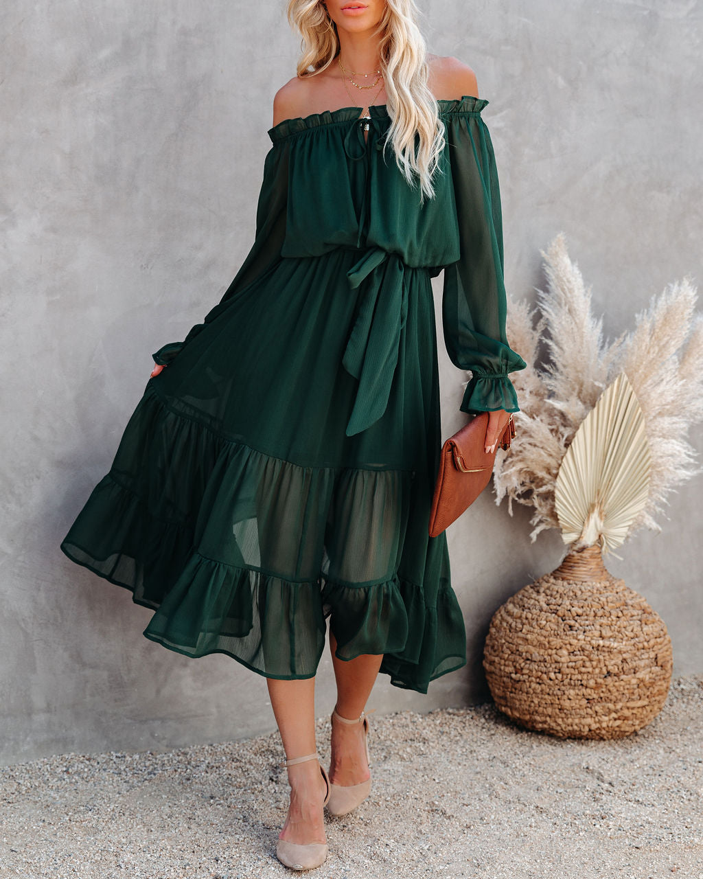 Peacekeeper Off The Shoulder Midi Dress Hunter Green