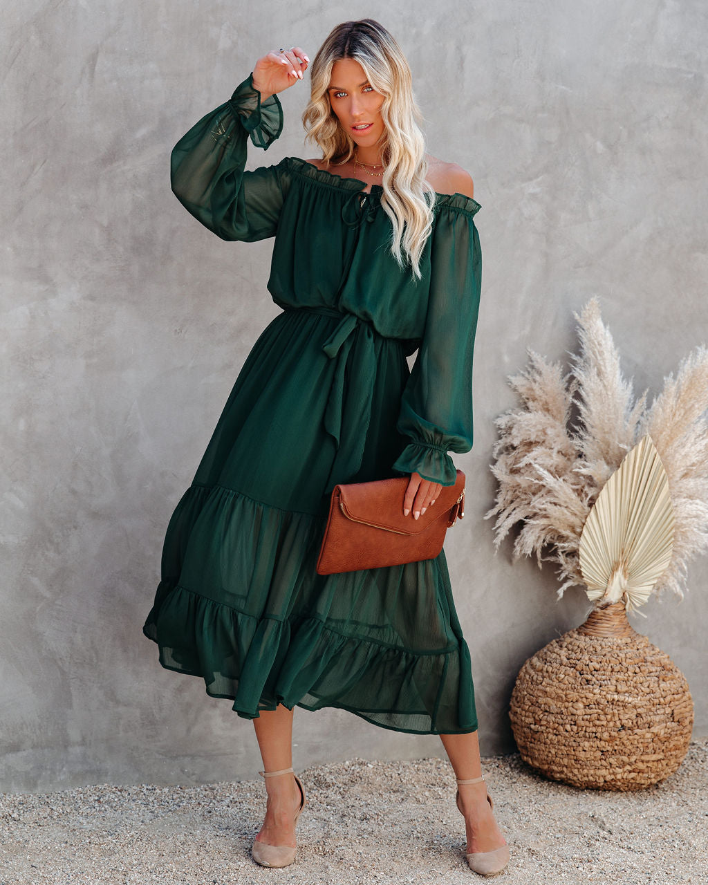 Peacekeeper Off The Shoulder Midi Dress Hunter Green