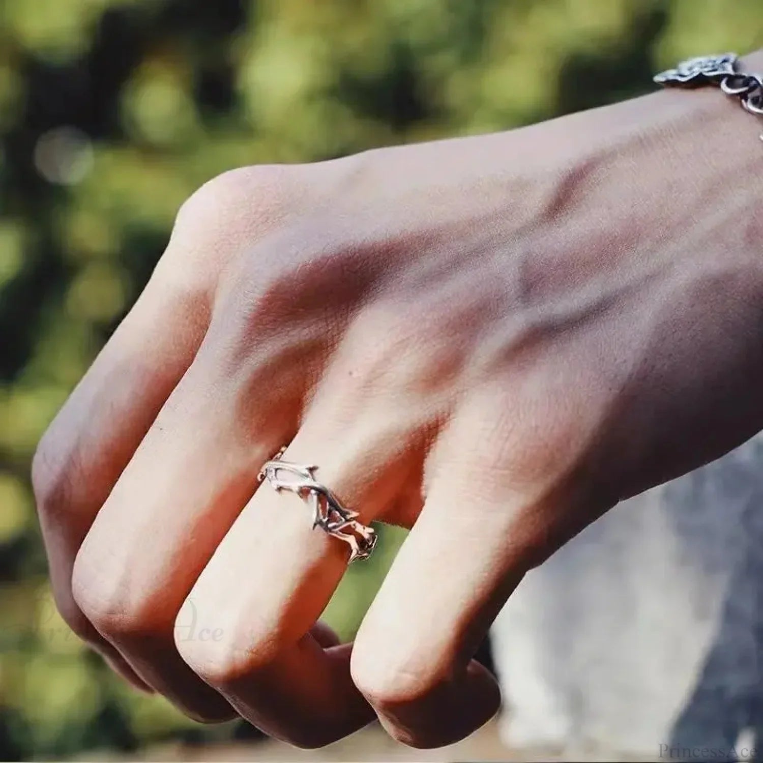 Rebel Spikes Creeper Crimson Gem Gothic Ring