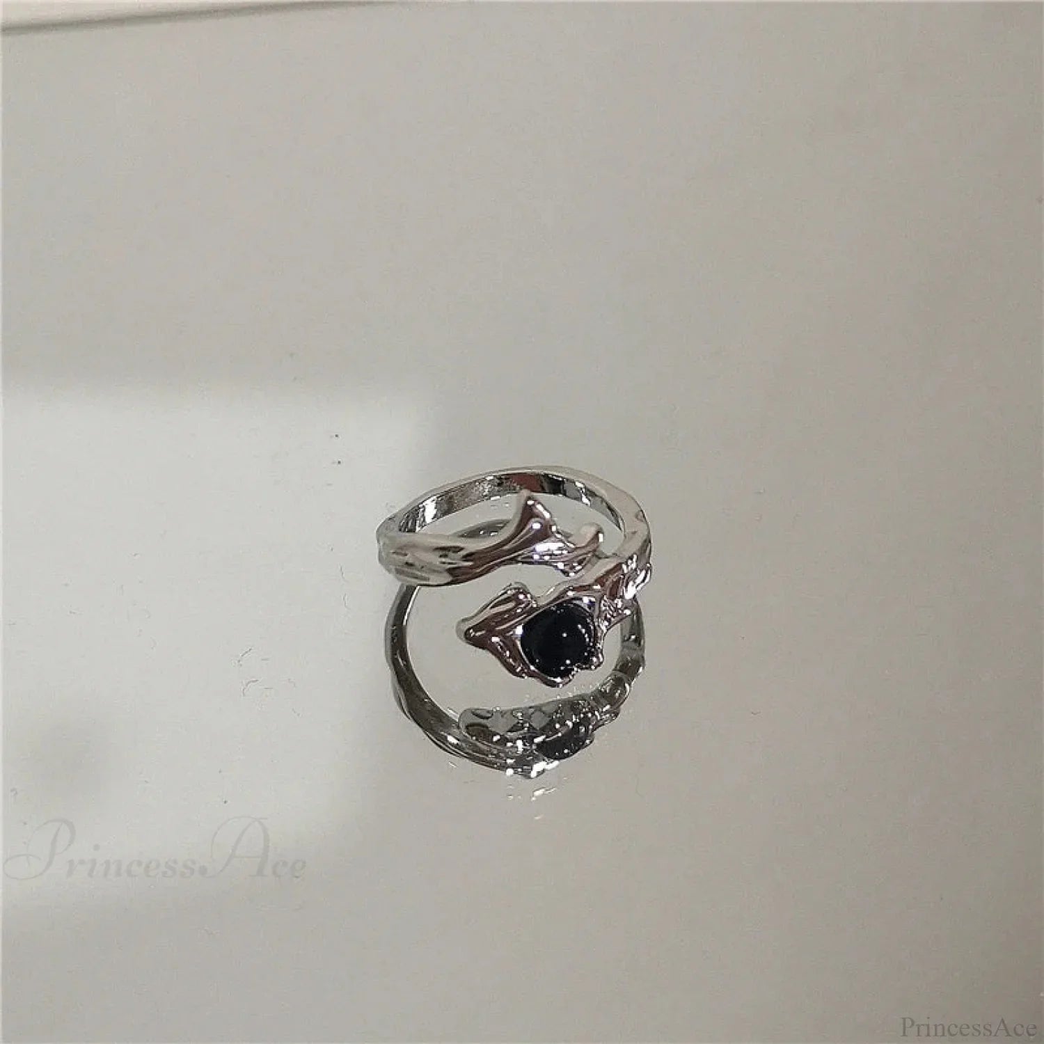 Rebellious Harajuku Dark Ring
