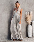 PREORDER Renesmae Pocketed Halter Maxi Dress
