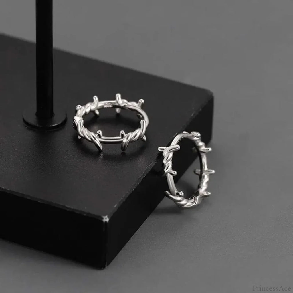 Shiny Thorns Circle Little Rebel Earring