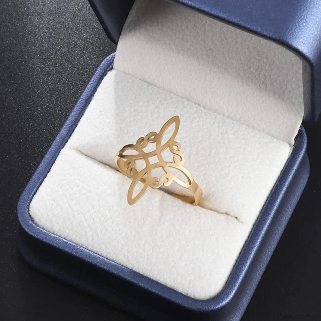 Sinister Eye Style Gothic Pointer Ring