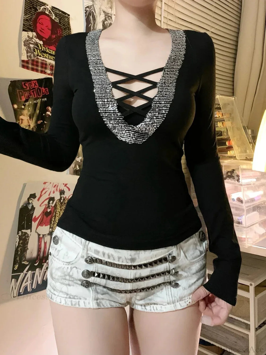 Sparkling V-neck Knit Top