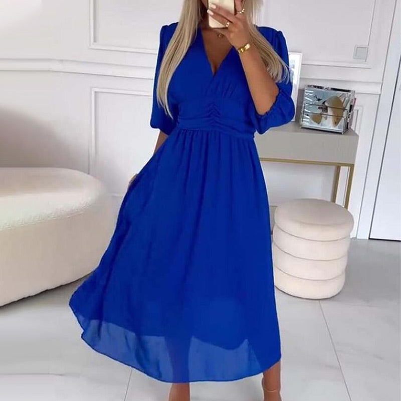 Patricia Minimalist Feminine V Dresses Made of Light Chiffon Evening Wear Edit