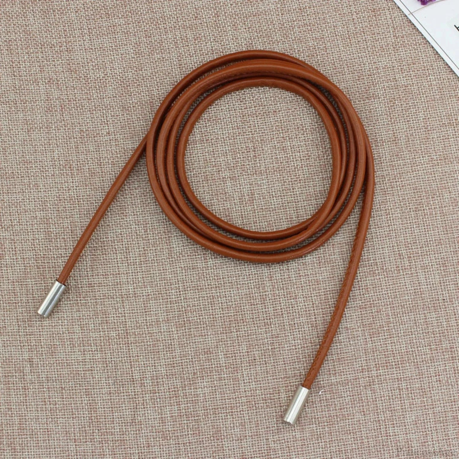 Synonyms: Gothic - medieval, Leather - hide, Pin - peg, Buckle - clasp

PU medieval hide peg clasp Belt