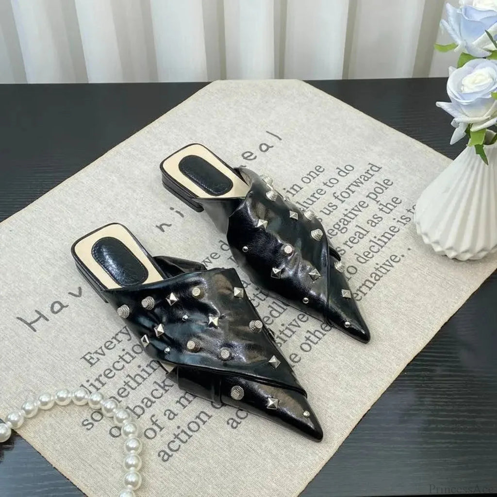 Synonyms Rivet Level Gothic Sandal