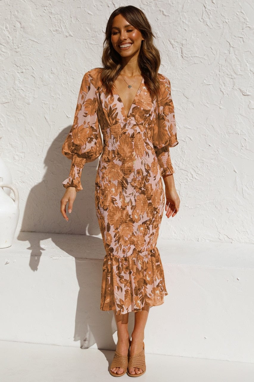 Brianna Effortless Beach Dress in Retro Vintage Style Statement Occasion Edit