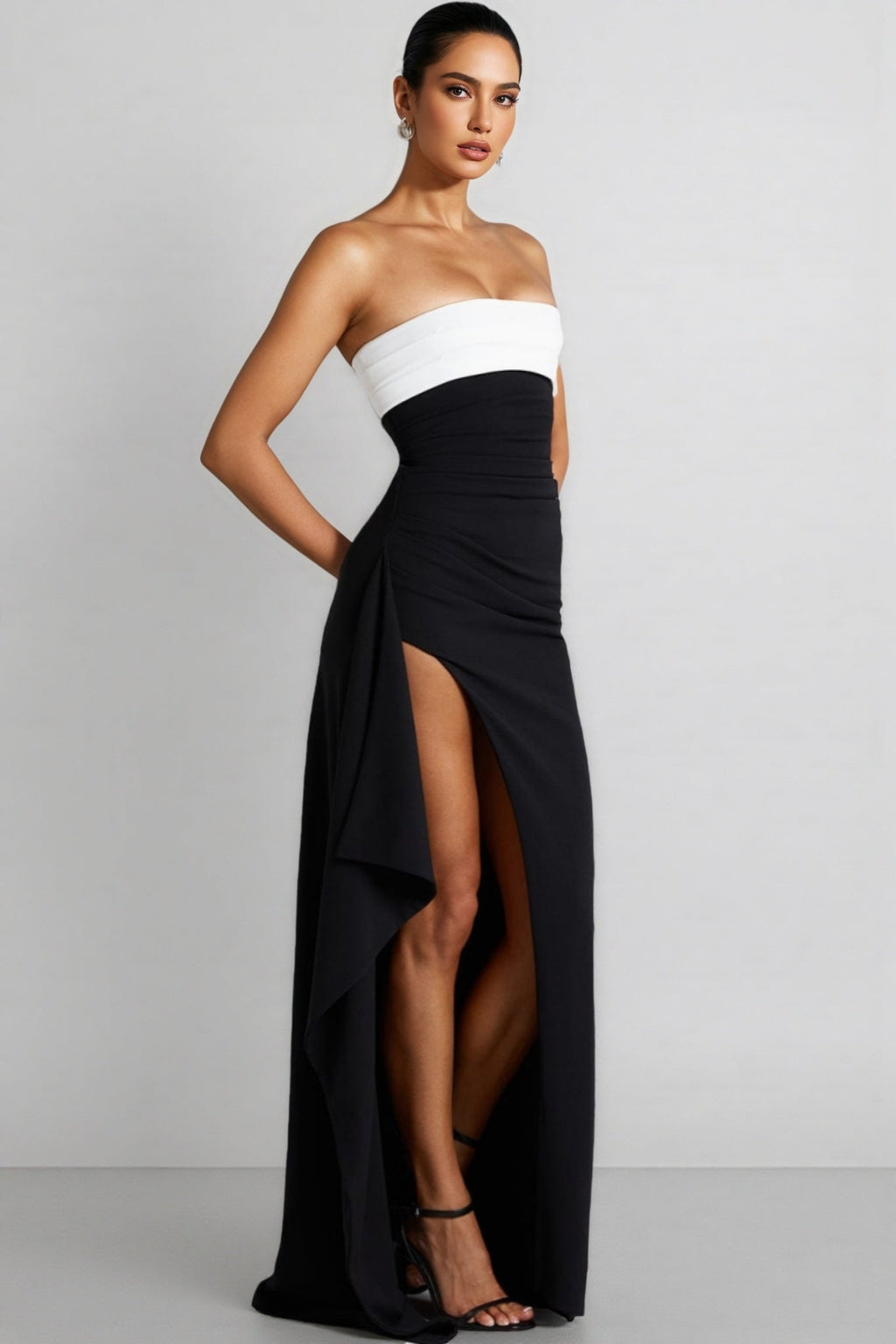Yestin Backless High Split Maxi Dress